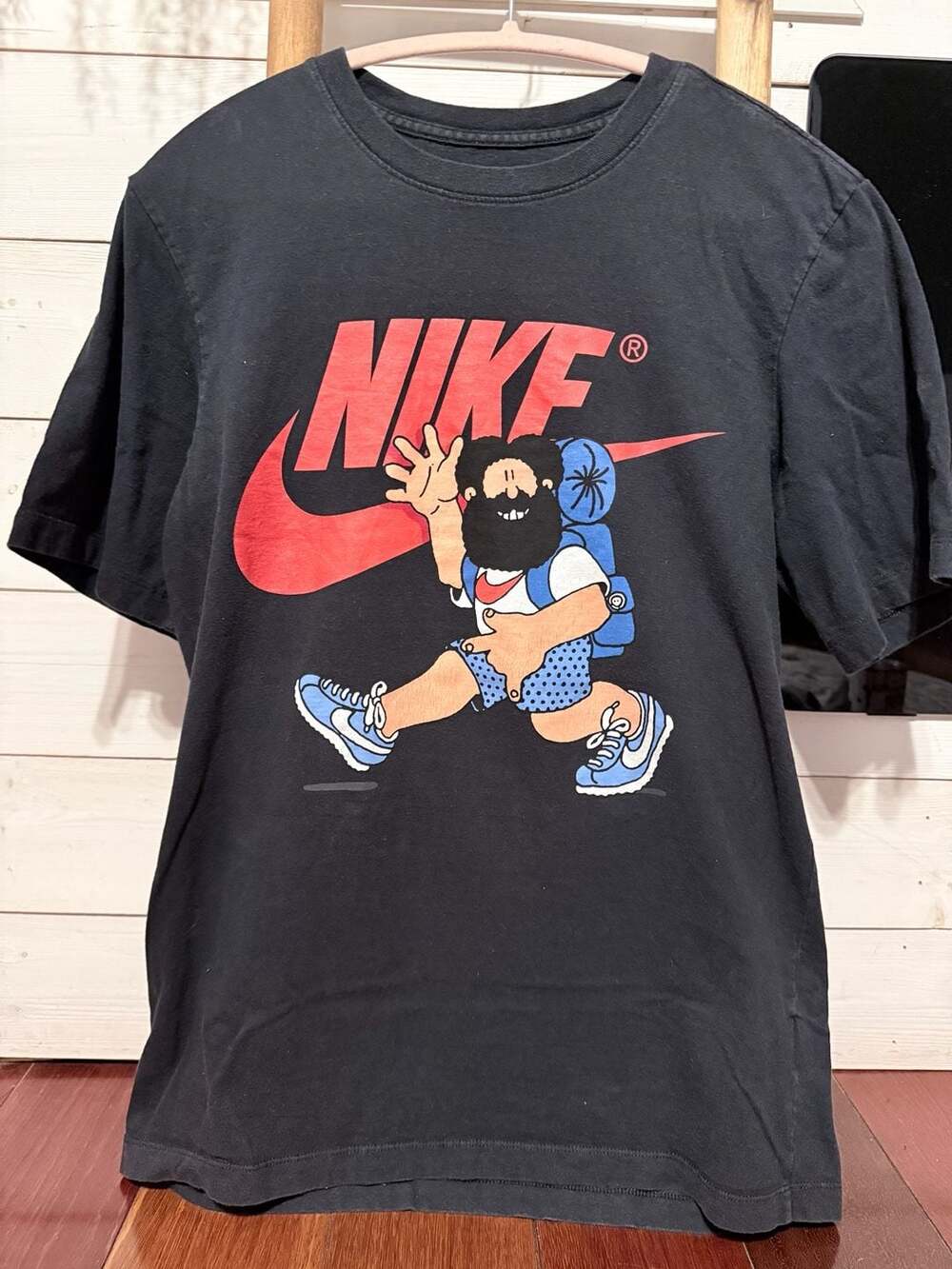 2000s Y2K Hike Nike ACG Swoosh Cartoon Comic Hiking Guy Graphic T-Shirt Black M